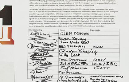 15-05-11-Ondertekening Gezamenlijke verklaring Dalesprijswinnaars